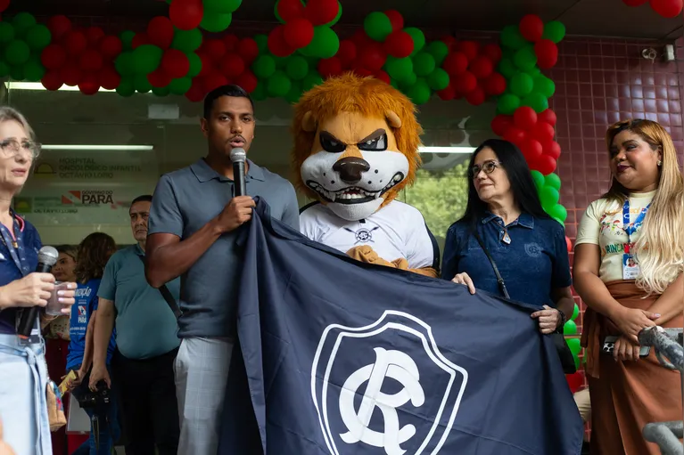 Em processo de renovação, Pedro Rocha participa de ação solidária com o Remo