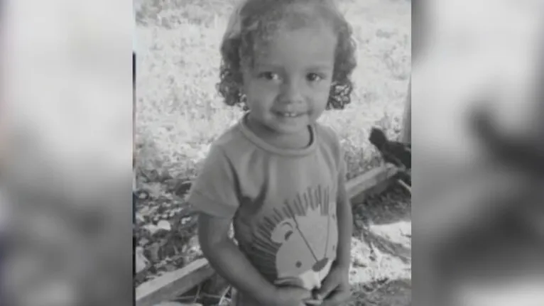 O corpo da criança foi encontrado horas depois, em uma área utilizada para treinamentos