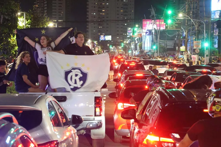 Remo: a crônica de uma torcida que levantou seu clube