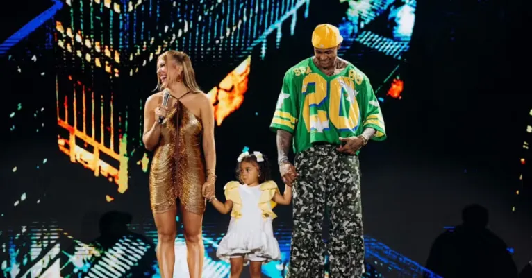 Léo Santana e Lore Improta revelam padrinhos do segundo filho