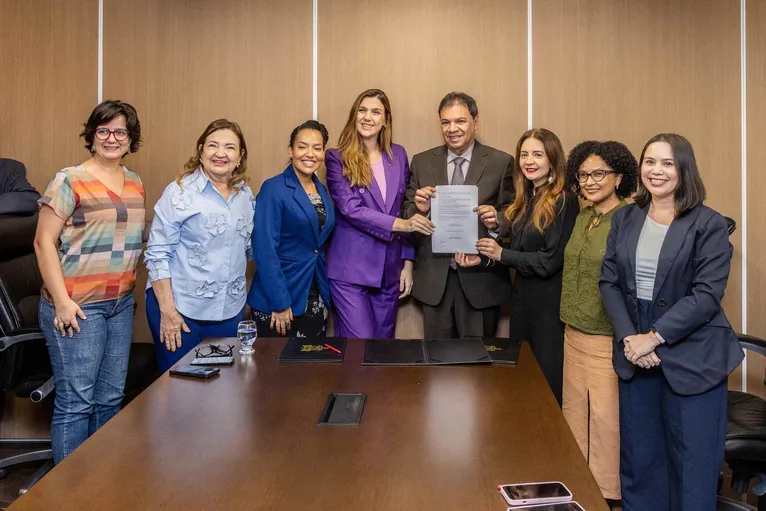 Comissões expõem relatório sobre implantação de aterros sanitários no Pará