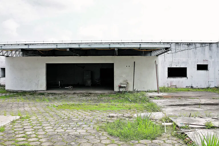 Belém, Pará, Brasil. Cidade.  Vamos retornar as obras de construção do primeiro hospital infantil de Ananindeua, o Hospital Municipal Infantil Dr. Celso Leão, localizado no conjunto Cidade Nova 6 (ver qual é o bairro e nome da rua para incluir). 11/09/2025. Foto: Irene Almeida/Diário do Pará.