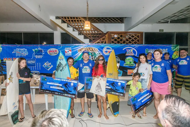 Premiação girou em torno de R$ 30 mil em dinheiro e kit surfs