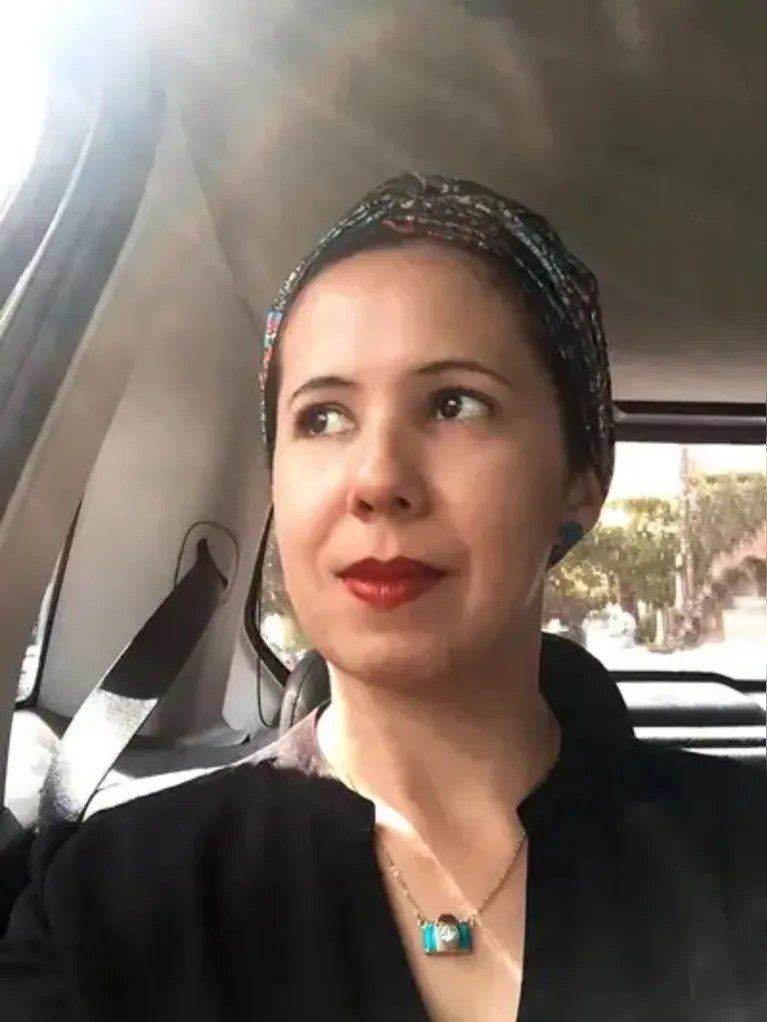Artista visual Karina Martins - vencedora do Prêmio Branco de Melo 2025