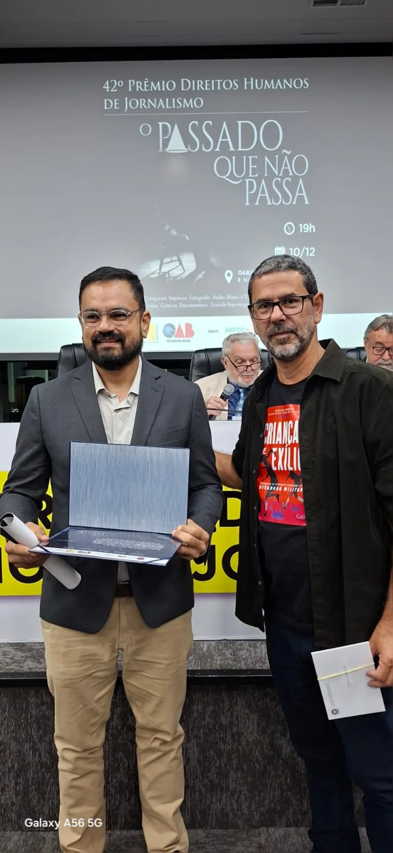 Dol é um das melhores reportagem do ano no Prêmio Direitos Humanos e Jornalismo e recebeu menção honrosa, na cerimônia realizada em Porto Alegre.