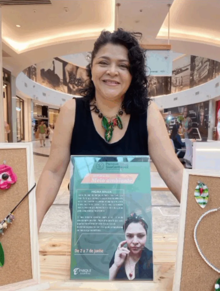 Artesã reinventa o PET e conquista mercado com joias sustentáveis