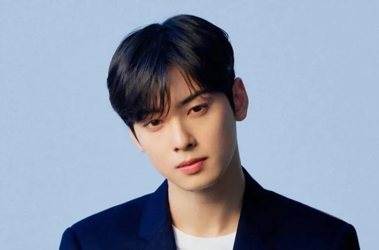 Ator coreano Cha Eun-woo