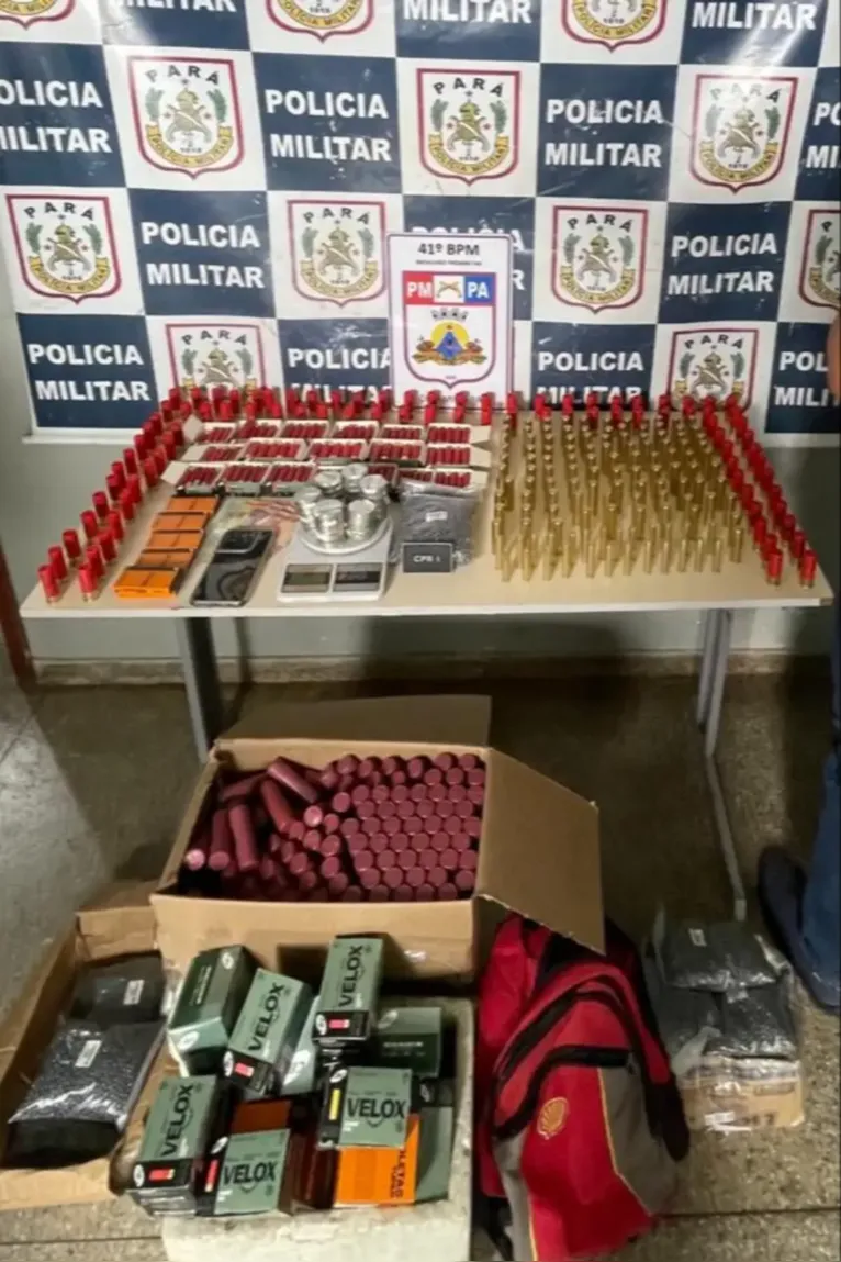 Material apreendido durante a Operação Tolerância Zero inclui 425 cartuchos de diversos calibres, espoletas, pólvora, balins, estojos e materiais usados na comercialização ilegal de munições em Oriximiná.