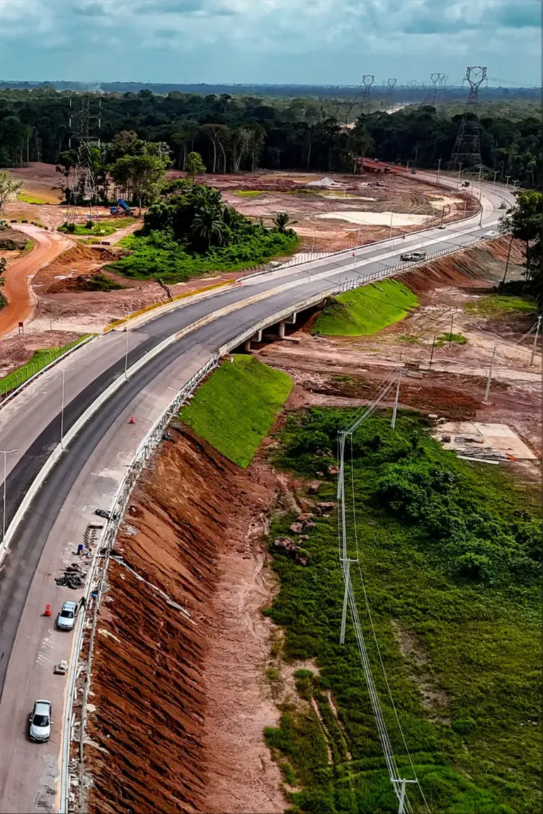 Construção da Avenida Liberdade cria uma nova alternativa de acesso à capital e aos principais corredores logísticos do Estado.