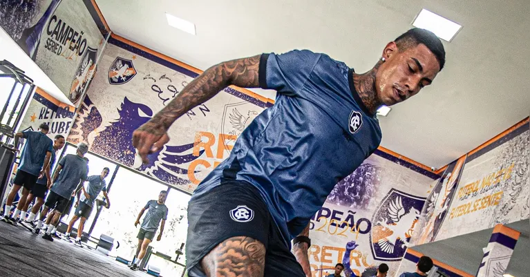 Alef Manga foi o primeiro reforço do Leão