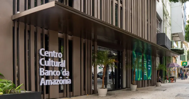 Centro Cultural Banco da Amazônia, espaço que nasceu a partir da antiga Galeria de Arte idealizada por Ruma, e que hoje preserva parte fundamental de seu legado para a arte amazônica.