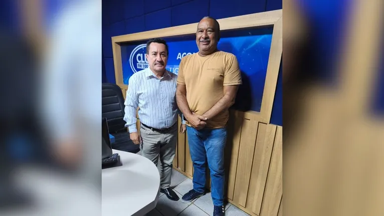 O presidente do Sindicado dos Comerciantes de Marabá na Radio clube FM