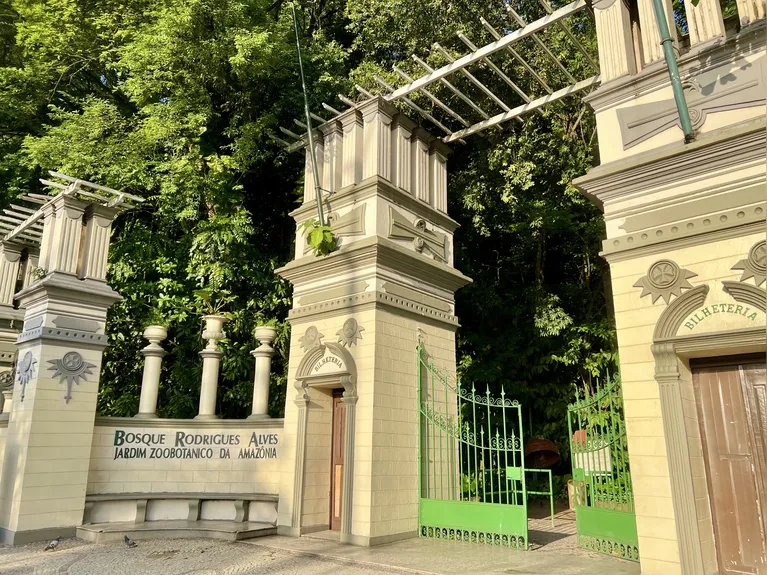 Bosque Rodrigues Alves é um pedaço da floresta amazônica no centro de Belém.