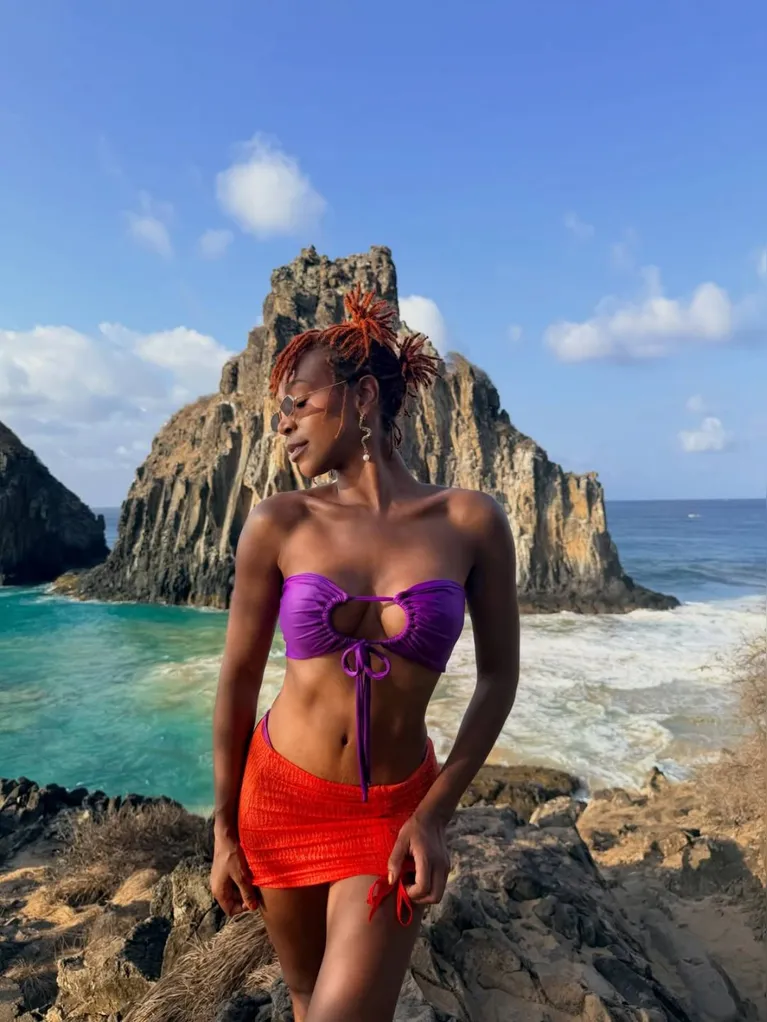 Look em color blocking de Karol Conká