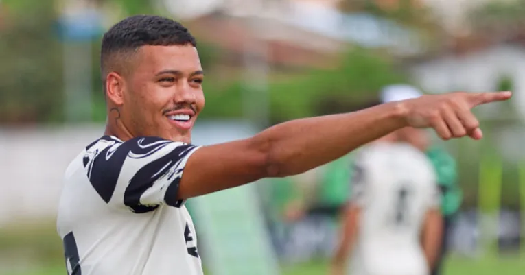 Outro jovem jogador que chega à Curuzu é Kleiton Pego