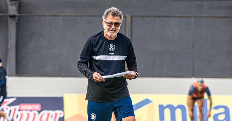 Treinador tem novos reforços à disposição