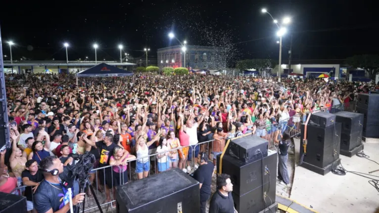O encerramento do pré-Carnaval de Cametá 2026 recebeu um grande público no último domingo (8).