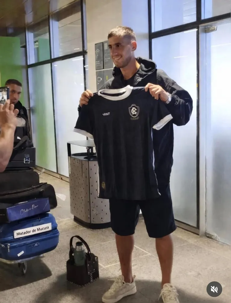 Leonel Picco chega a Belém para jogar pelo Remo na Série A