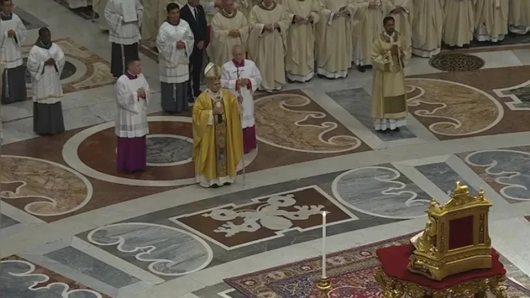 Papa Leão XIV apresentou um pedido de paz "desarmada e desarmante" e incentivou a construção de uma cultura de paz na vida doméstica e pública.
