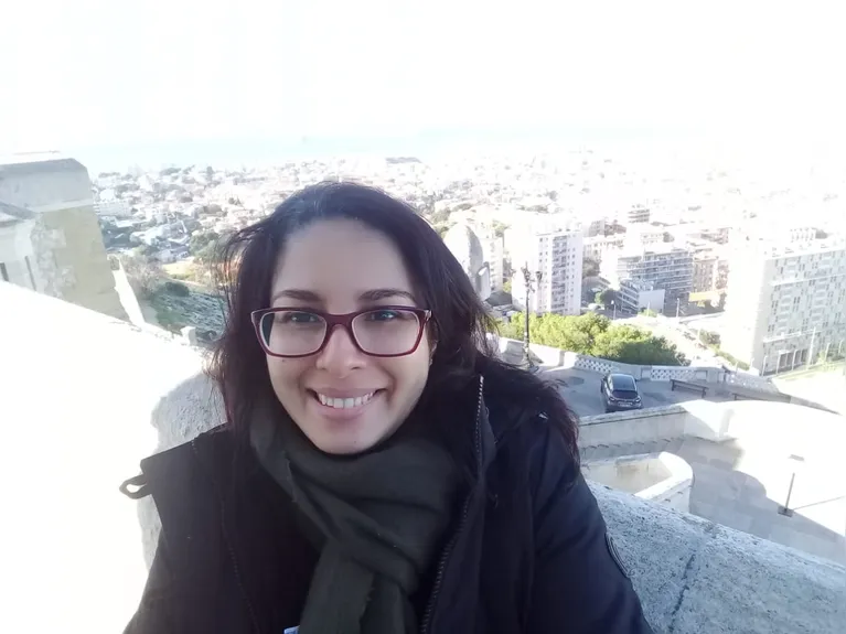 Anna Coelho cita Eneida de Moraes e Manuel Bandeira, que narravam locais e práticas em Belém