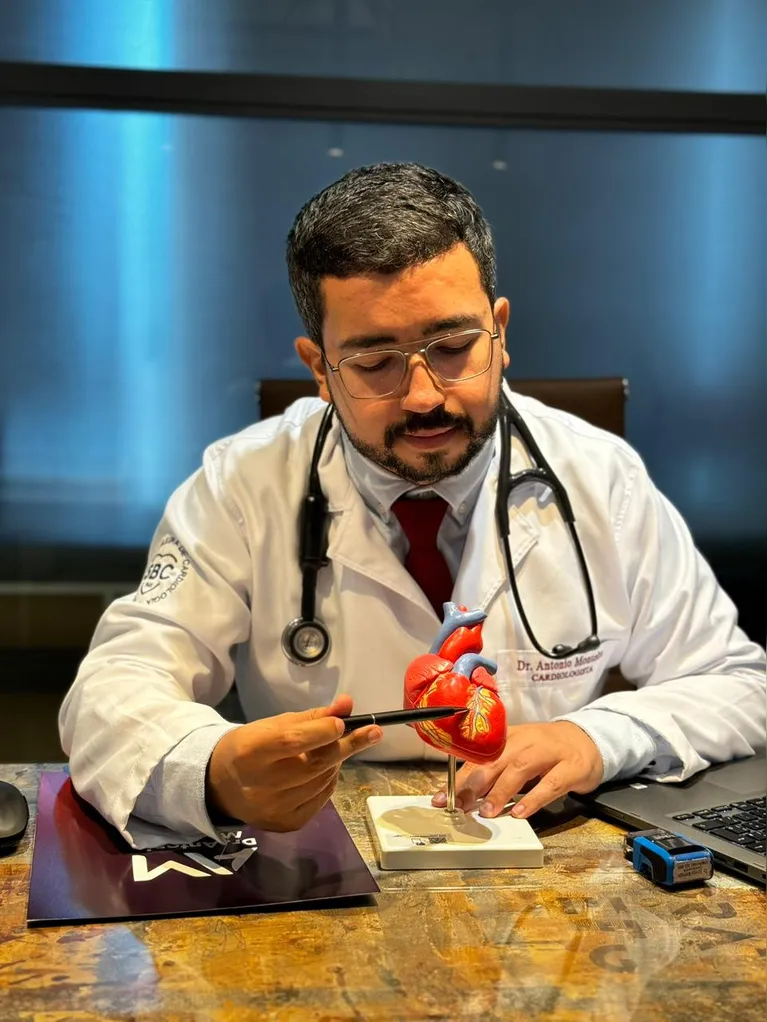 Médico cardiologista Antonio Monteiro.