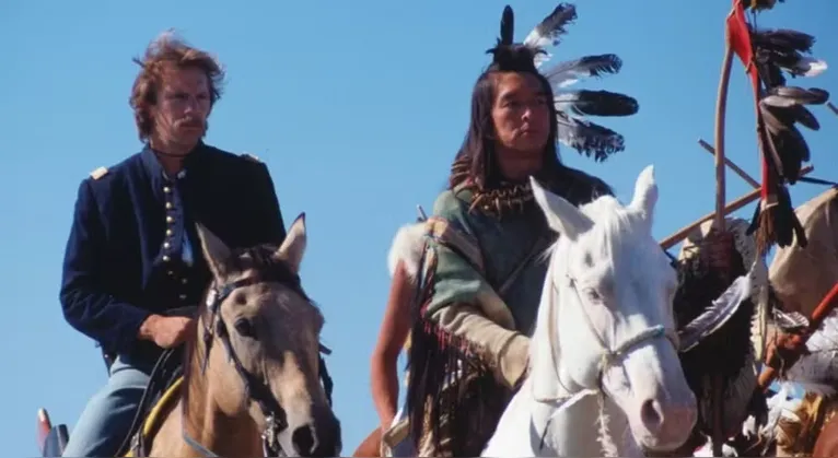 Descubra os 15 melhores filmes baseados em livros clássicos