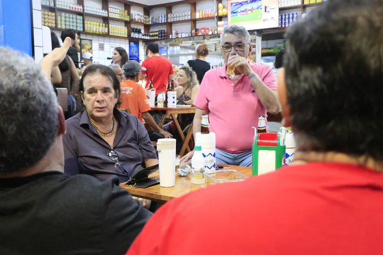 Boteco, esquina e memória além do cartão-postal: uma Belém para conhecer a pé