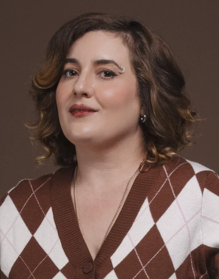 Advogada Mailô de Menezes Vieira Andrade destaca que início da prescrição aos 18 anos amplia autonomia das vítimas e combate a impunidade em casos de estupro de vulnerável.