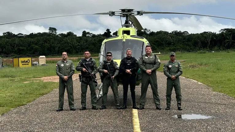 Uma grande operação foi montada para realizar o resgate e o translado da vítima.