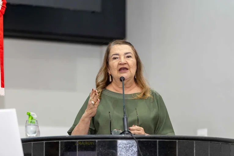 A deputada Maria do Carmo (PT) comemorou a aprovação do projeto de lei