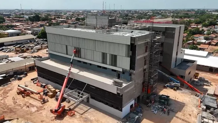 O hospital foi projetado para ser uma referência em modernidade tecnológica e humanização.