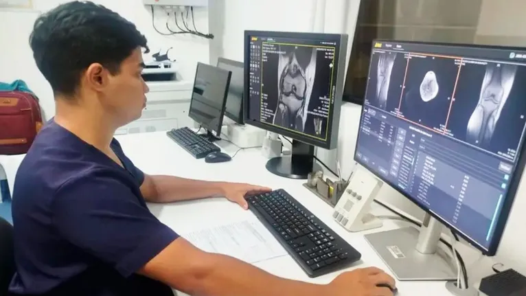 Pacientes destacam a agilidade e o atendimento humanizado como marcas registradas do primeiro ano de operação da unidade.