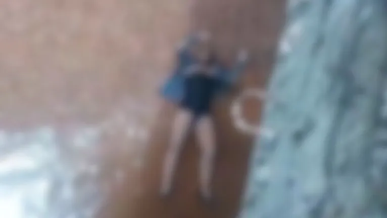 Perícia técnica do IML realizou a remoção do corpo para exames que devem apontar a causa da morte.