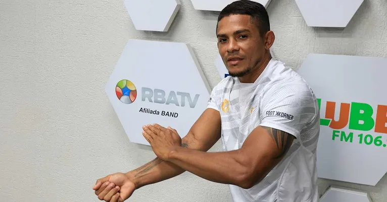 Romero Reis venceu o alcOolismo antes de brilhar no MMA