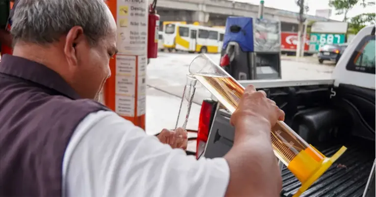 Procon fiscaliza postos de combustíveis para combater preços abusivos
