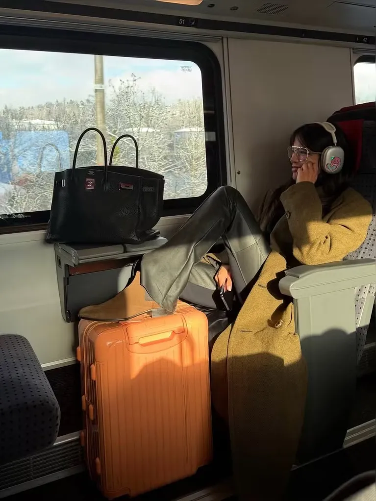 Filha de Gloria Pires aparece nua e causa alvoroço na web. Veja!