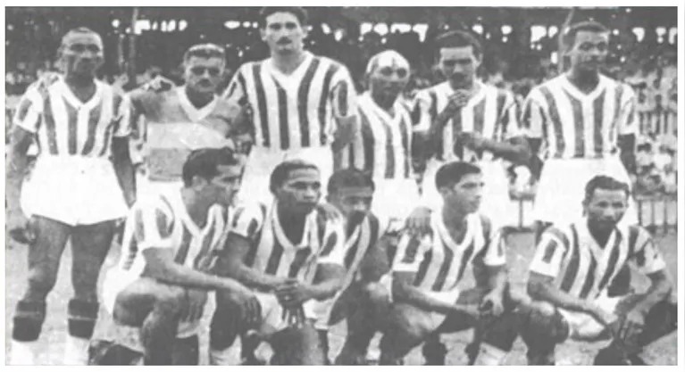 Em pé da esquerda para direita: Athenágoras, Simeão, Bria, Pedro, Capivara, Manoel Pedro e Nascimento; Agachados na mesma ordem: Valentim, Farias, Hélio, Guimarães e Soiá.