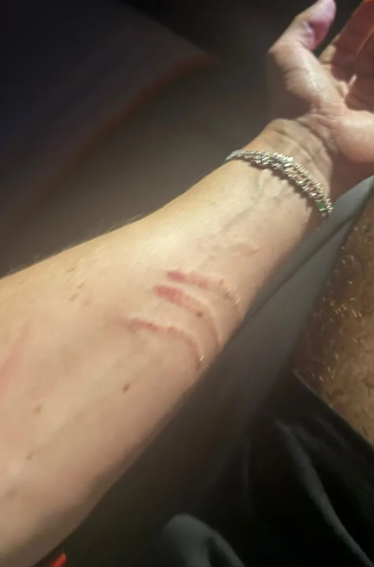 Médico acusado de agressão por Cariúcha diz que foi ameaçado por ela