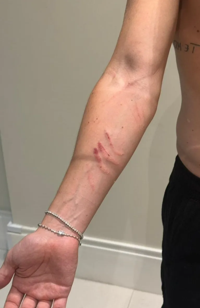 Médico acusado de agressão por Cariúcha diz que foi ameaçado por ela