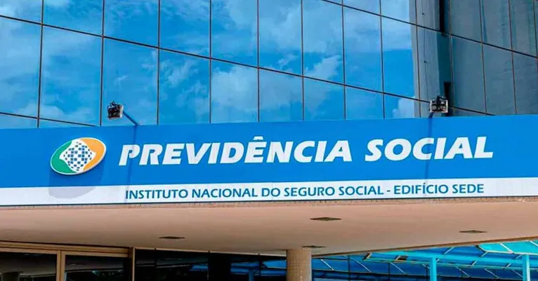As ireegularidades podem levar o INSS a convocar o beneficiário para novas perícias, a fim de reavaliar a necessidade do benefício.