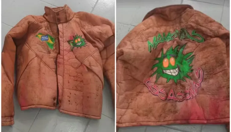 A jaqueta foi encontrada em cima do caixão de Dinho.