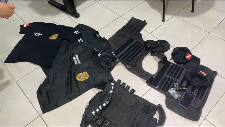 O material utilizado pelos criminosos para assaltar a joalheria.