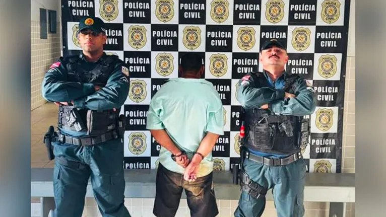 Após os procedimentos iniciais na unidade policial, o homem foi encaminhado para exames de corpo de delito.
