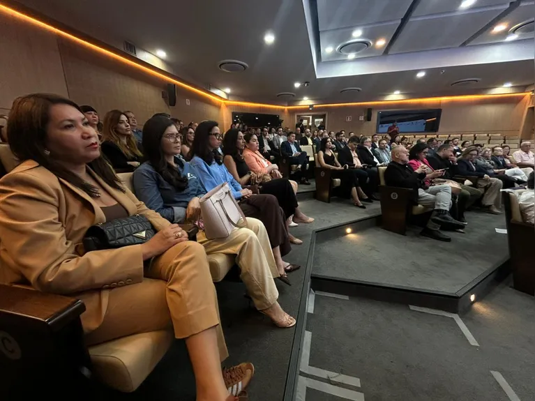 O público prestigiou o lançamento do Anuário do Pará.