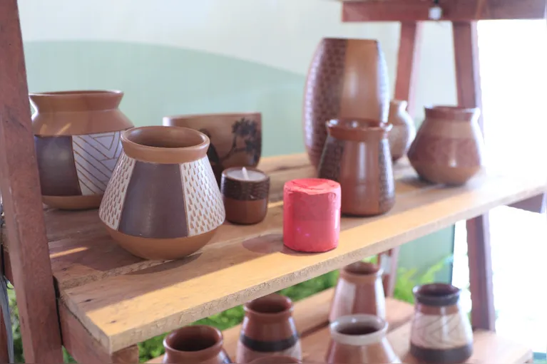 Artesanato, agricultura e culinária são alguns dos elementos que podem ser encontrados na feira.