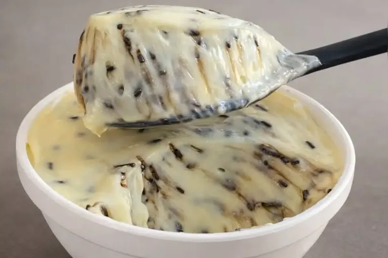 Aprenda a fazer uma sobremesa deliciosa com apenas 3 ingredientes