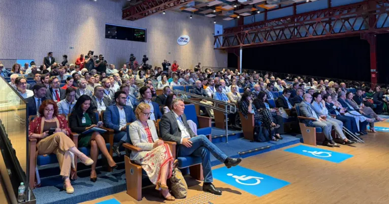 Representantes do governo federal, da construção civil e da Caixa participam do X Encontro do Fórum Norte e Nordeste da Indústria da Construção, realizado em Belém.