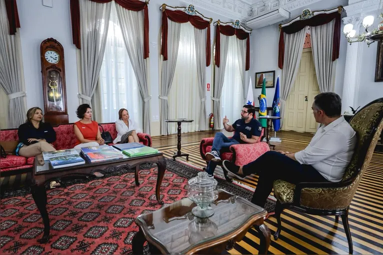 Durante a assinatura do acordo, o prefeito Igor Normando afirmou que a cooperação amplia iniciativas voltadas à infância no município.