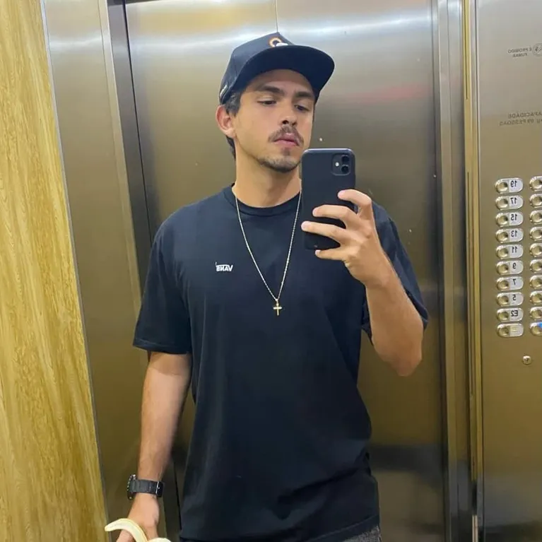 Veja como está o ex-ator mirim que fez Batata em Avenida Brasil