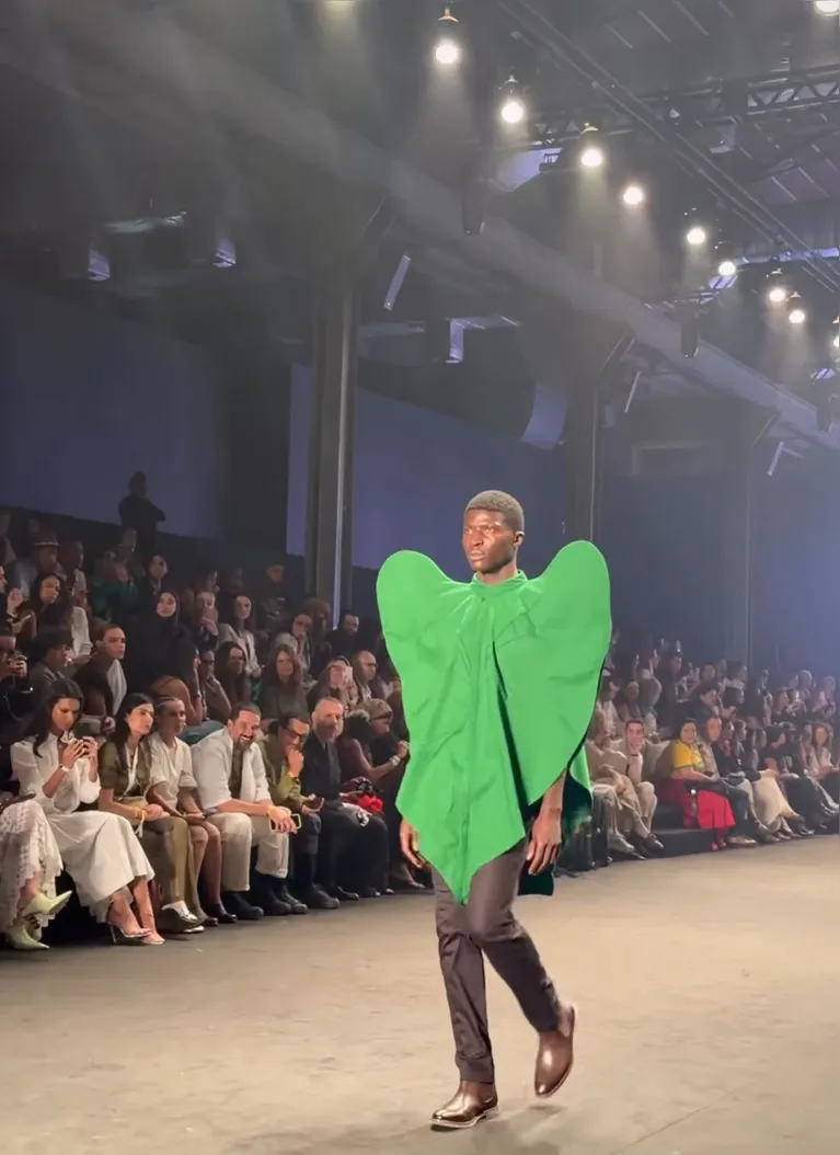 Normando leva folhagens, látex e fibras no 2º dia de Rio Fashion Week
